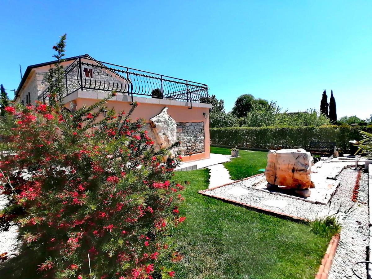 Villa Alma Kaštelir Exterior foto