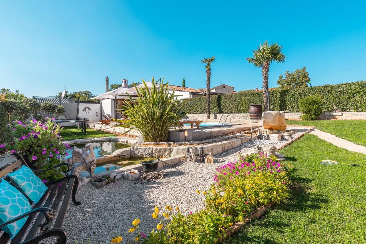 Villa Alma Kaštelir Exterior foto